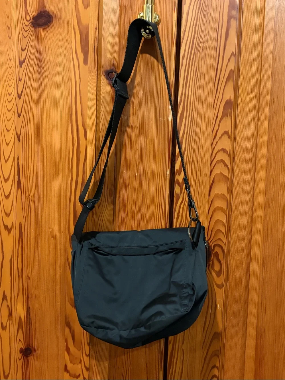 lululemon athletica sleek black